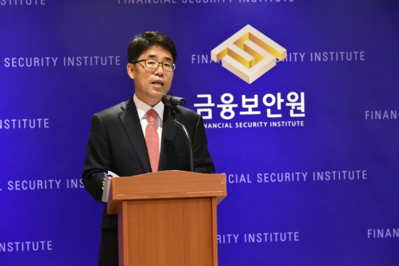 김영기 금융보안원장은 17일 여의도에서 열린 취임 100일 기자간담회에서 그간 업무성과와 하반기 중점 사업 추진 방향을 밝혔다. / 사진제공= 금융보안원