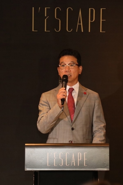 이용호 신세계조선호텔 대표이사가 17일 서울 중구 퇴계로 레스케이프 호텔에서 열린 기자간담회에서 인사말을 하고 있다. 신세계조선호텔 제공