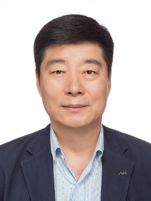 김진태 AK플라자 신임대표. AK플라자 제공