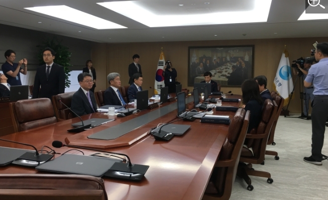 사진=구수정 기자, 7월 금통위 회의 전 모습