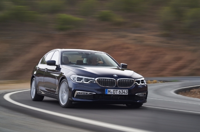BMW 520d 럭셔리 스패셜 에디션 외부.