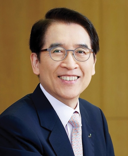 ▲사진: 신창재 교보생명 회장