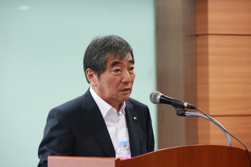 윤석헌 금감원장, 금융지주 이사회 의장과 10월 간담회 진행