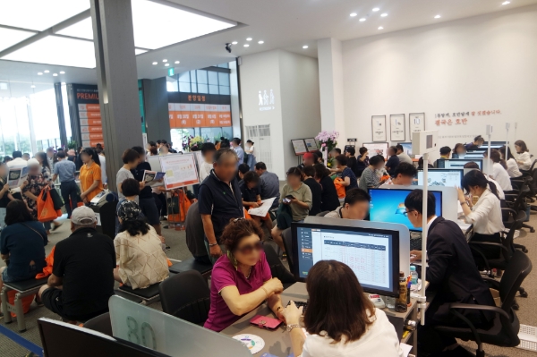 경산 진량선화지구 호반베르디움 견본주택에 주말 3일간 1만1000여명이 다녀갔다. /사진=호반산업.