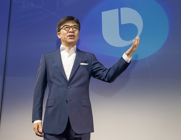 김현석 삼성전자 사장이 IFA 2018 프레스 컨퍼런스에서 발표를 하고 있다.