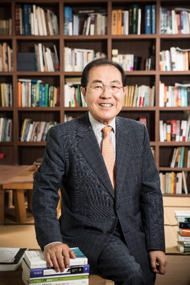 윤동한 한국콜마 회장. /사진제공=한국콜마