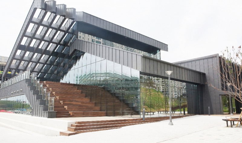 'e편한세상 용인 한숲시티' 단지 내 남사도서관 개관