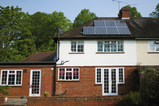 한화큐셀, 영국 주택용 고출력 태양광 모듈 공급