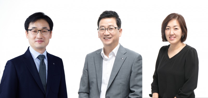 (좌측부터) 럭셔리브랜드 Unit장 강병영(전무), 뷰티영업 Unit장 이우동(전무), 프리미엄브랜드 Unit장 정혜진(상무). /사진제공=아모레퍼시픽그룹