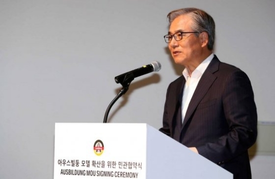 김효준 BMW코리아 회장. 사진=BMW코리아.