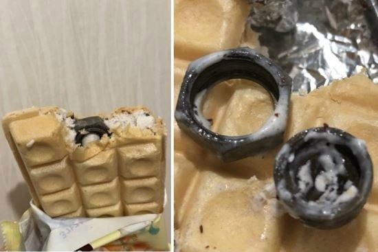 인터넷 포털 다음 카페에 소비자가 올린 옥동자 모니카 사진. /사진=다음 카페 갈무리