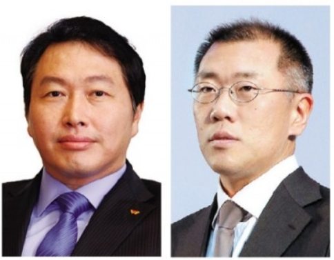 최태원 SK그룹 회장(왼쪽)과 정의선 현대자동차그룹 수석부회장. 출처=각사.