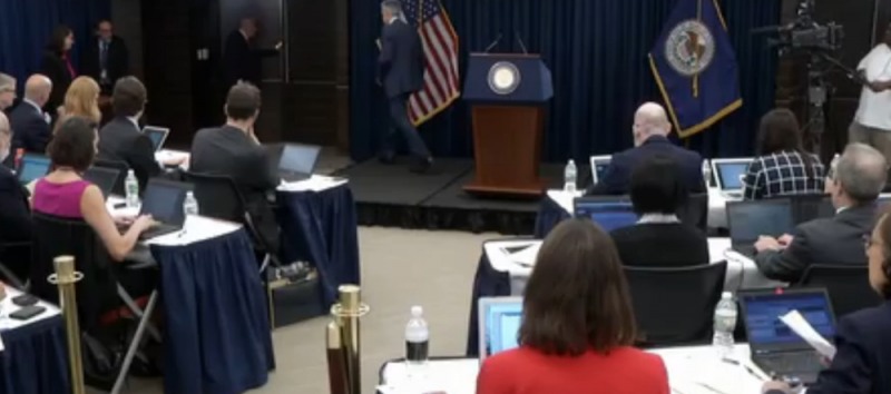 사진=연준 홈페이지, 9월 FOMC 기자회견 후 퇴장하는 파월 의장