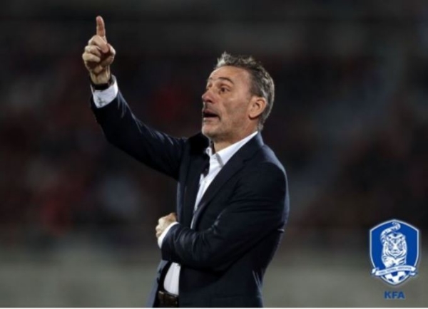 지난 8월 대한민국 국가대표팀 감독으로 선임된 파울로 벤투 감독. 사진=대한축구협회.