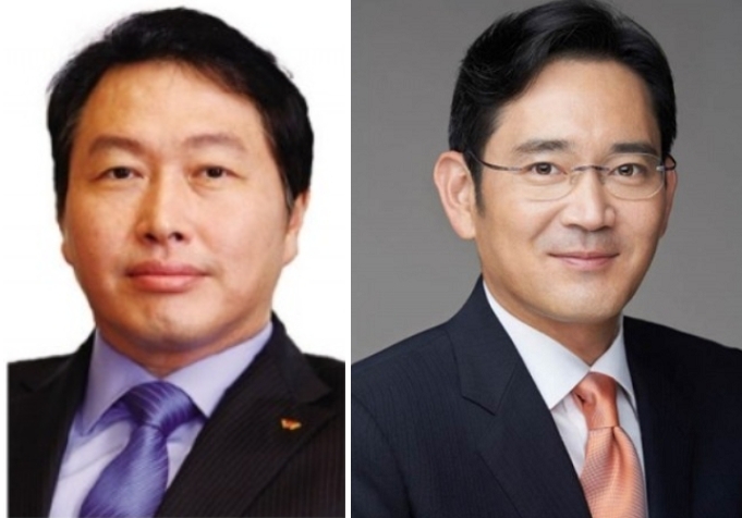 최태원 SK 회장(왼쪽)과 이재용 삼성전자 부회장.