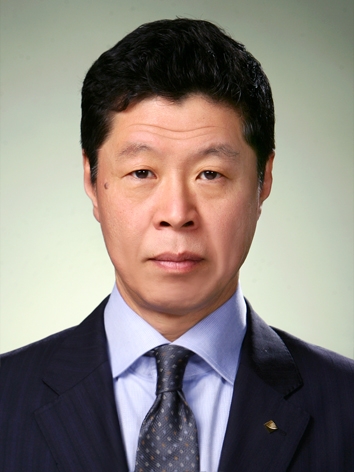 △신창무 프놈펜상업은행장./사진=JB금융지주