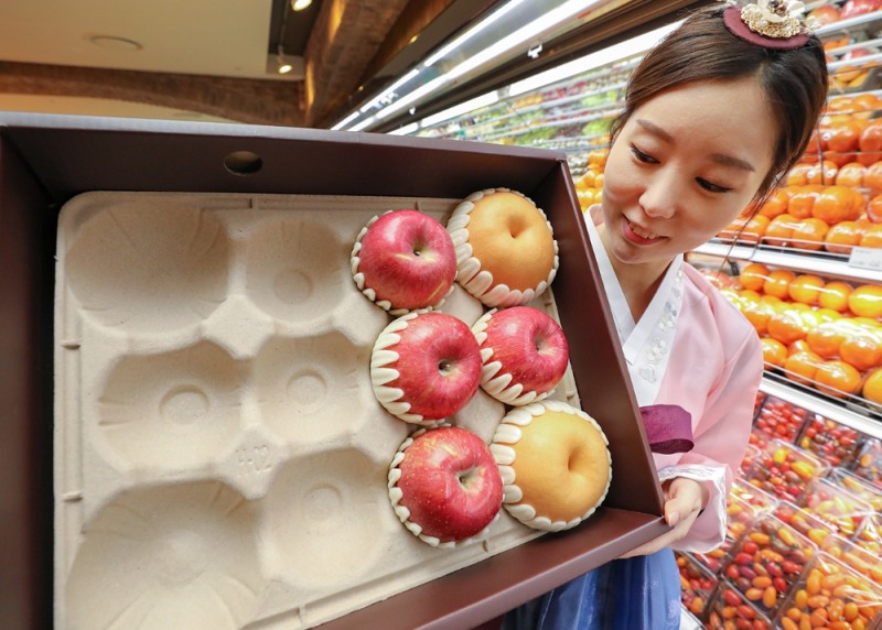 현대백화점, 과일 선물세트서 플라스틱 포장재 없애