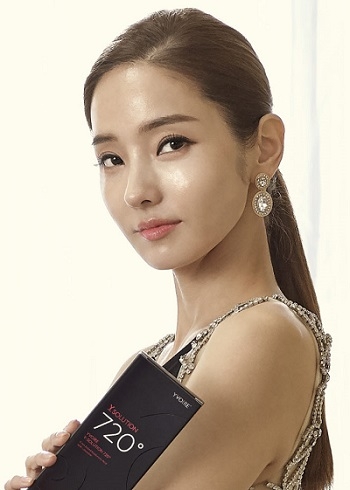 배우 한채영이 출연한 이브아르 와이솔루션 광고. (사진=LG화학)