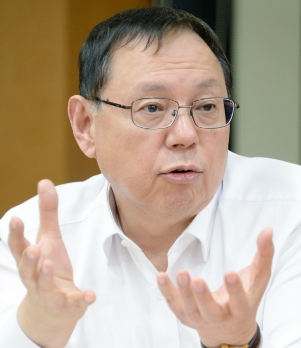 △18일, 협력사 모임인 협력회의 임원들과 신년 간담회를 갖고 상생협력의 의지를 다진 조성진 LG전자 부회장/사진=LG전자