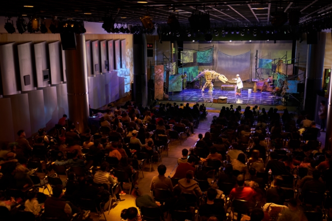 포스코는 지난 23일 포스코센터에서 키즈콘서트 <와, 공룡이다!>를 선보였다. (사진=포스코)