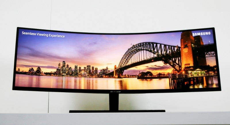 △삼성디스플레이 49형 울트라와이드 커브드 모니터 패널/사진=삼성디스플레이