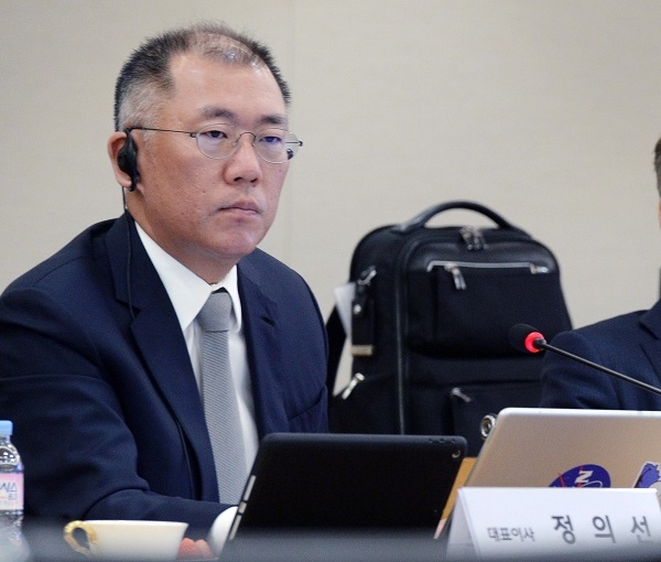 정의선 수석부회장이 22일 글로벌 비디오 컨퍼런스 형식으로 개최된 현대모비스 이사회에 참석했다. (사진=현대모비스)