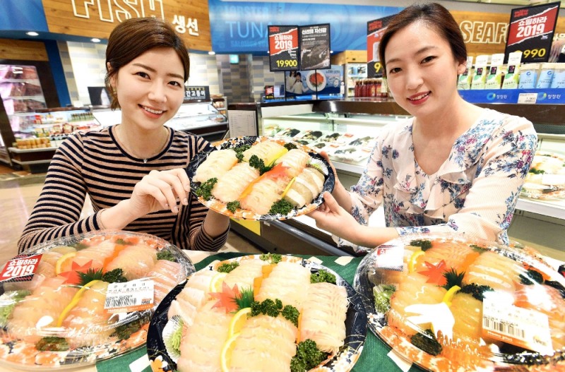 홈플러스, 광어회 1만9900원에 판매…제주 어민돕기 나선다