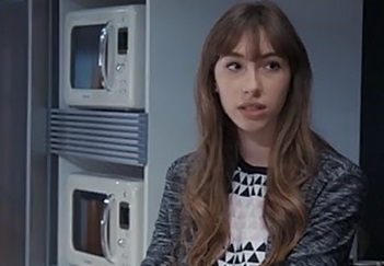 스페인 드라마 ‘데레쵸아소냐르’ 내 제품 노출 장면. (사진=대우전자)