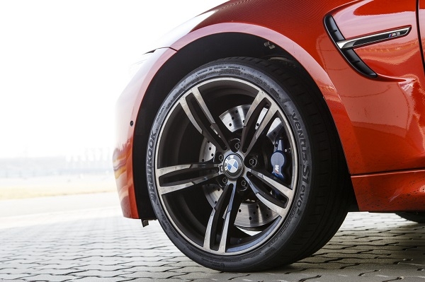 한국타이어, BMW 드라이빙 센터 타이어 독점 공급 2년 연장