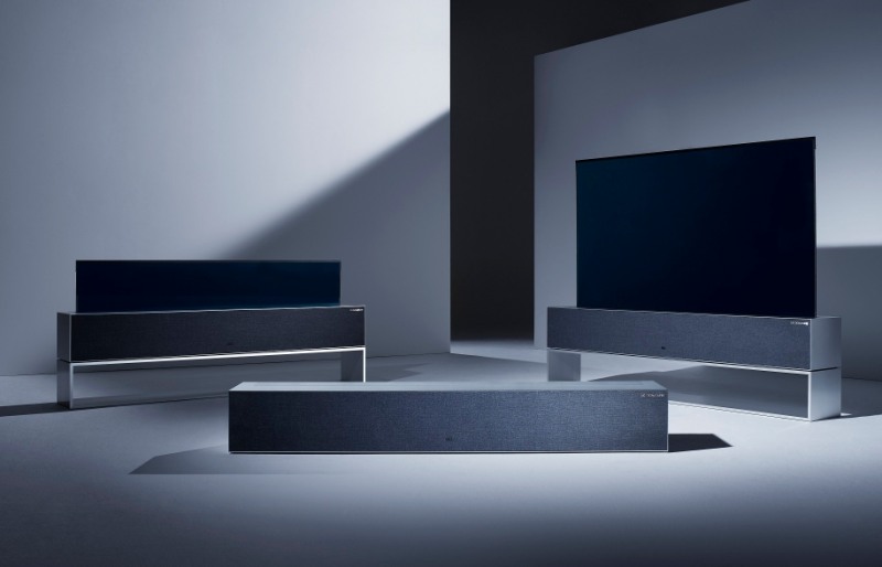 △제19회 인간공학 디자인상에서 '최고 혁신상'을 받은 'LG 시그니처 올레드 TV R' 제품 이미지/사진=LG전자