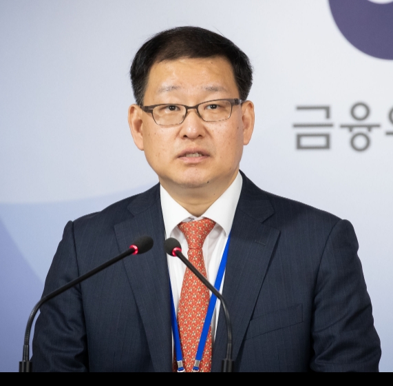 ▲박정훈 금융위원회 자본시장정책관이 24일 서울 종로구 정부서울청사 합동브리핑실에서 '상장회사 등의 주주총회 내실화 방안' 관련 내용을 설명하고 있다./사진=금융위원회