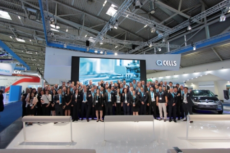 Intersolar Europe 2018 한화큐셀 임직원 단체사진(사진=한화큐셀)