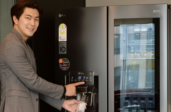 LG 디오스 얼음정수기냉장고 신제품 출시...1시간 마다 정수기 자동살균