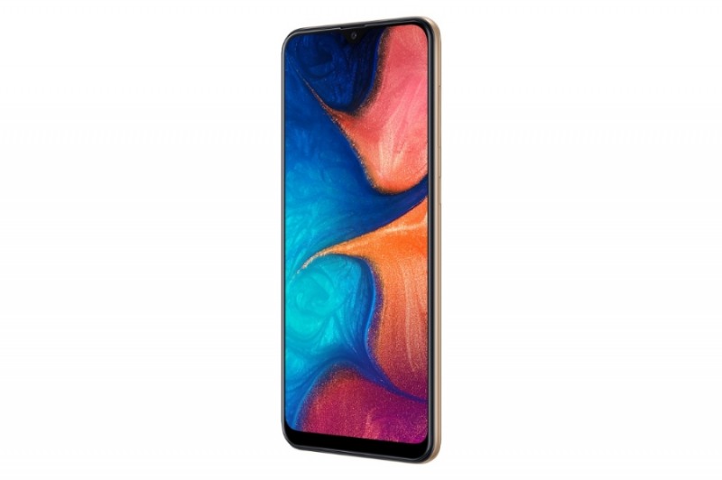 △삼성전자 갤럭시 와이드 4 기기의 전면 모습/사진=SK텔레콤