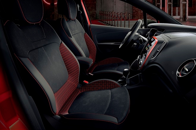 QM3 RE 레드 에디션 실내. (사진=르노삼성차)