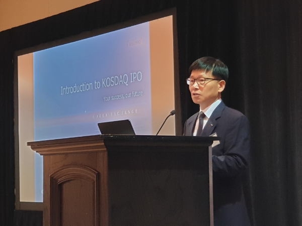 ▲김성태 한국거래소 코스닥시장본부 상무가 지난 5일(현지시간) 미국 필라델피아에서 우량 바이오기업을 대상으로 개최한 세미나(2019 Road to KOSDAQ IPO)에서 코스닥 상장에 대해 설명하고 있다./ 사진=한국거래소