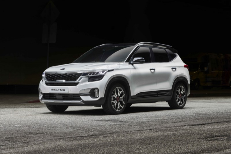 기아차 소형SUV 셀토스, 볼륨감 돋보이는 디자인에 젊은 감각 담았다...사전계약 돌입