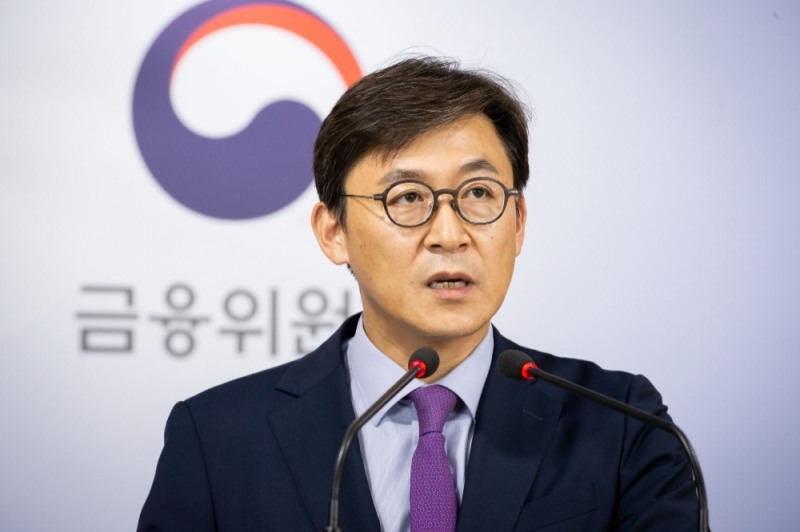 권대영 금융위 금융혁신기획단장이 26일 정부서울청사 합동브리핑실에서 혁신금융서비스 지정 관련 내용을 설명하고 있다. / 사진= 금융위원회