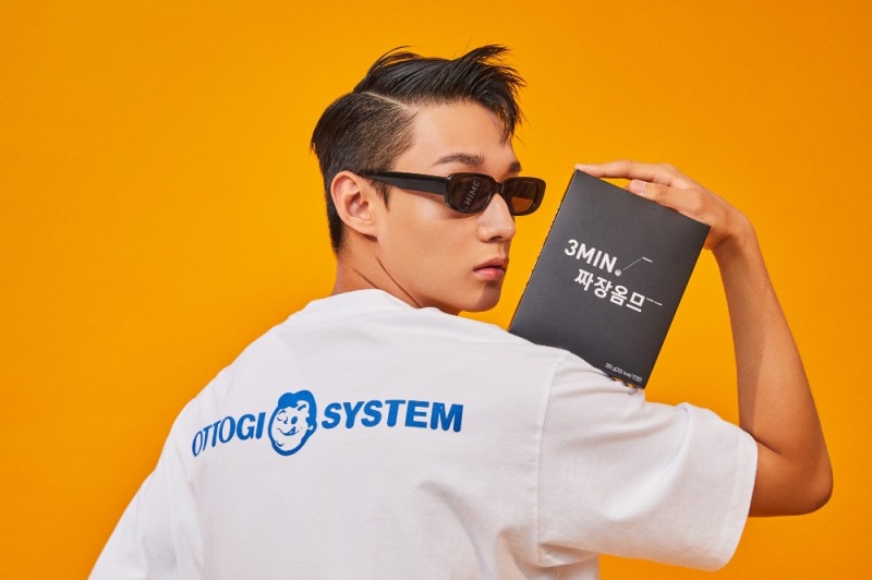 한섬, 한정판 '3분 짜장' 티셔츠 선보인다