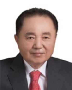 경제용 동문건설 회장.