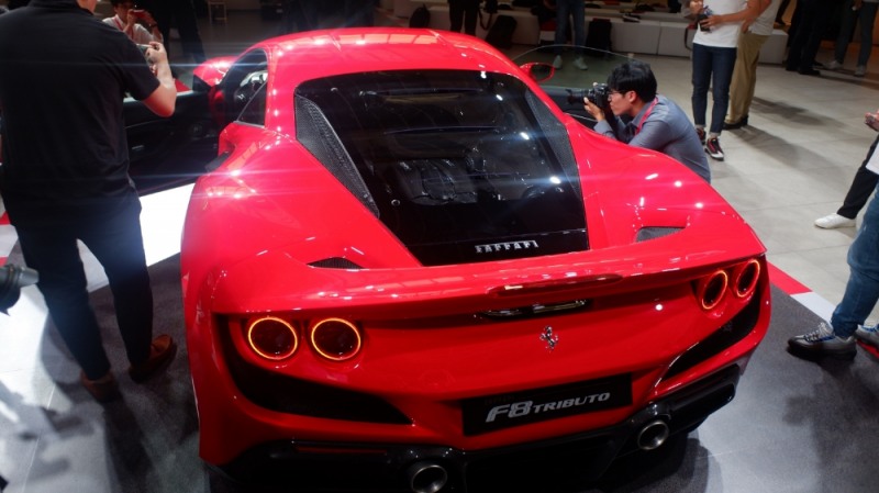 '720마력' 더 강력해진 '페라리 F8 트리뷰토' 국내 상륙