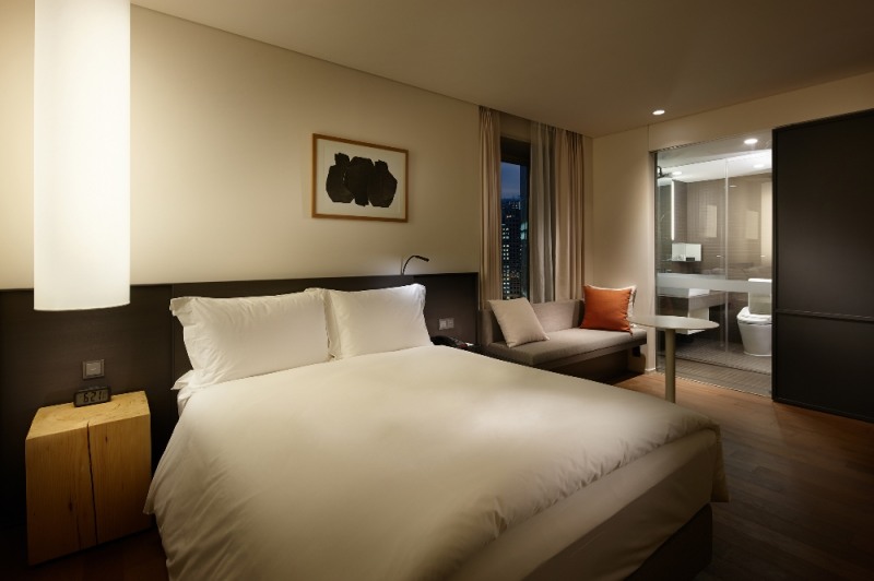 신라스테이, 내셔널 지오그래픽 등 전시회 패키지 출시