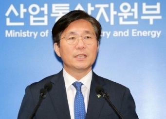 성윤모 산업통산자원부 장관.