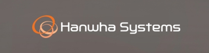 ●한화시스템 로고/사진=오승혁 기자(자료 편집)