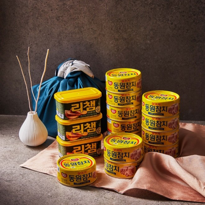 롯데e커머스가 운영하는 롯데닷컴은 오는 26일부터 다음 달 9일까지 2주 동안 추석 선물세트 본판매를 진행한다. /사진=롯데쇼핑.