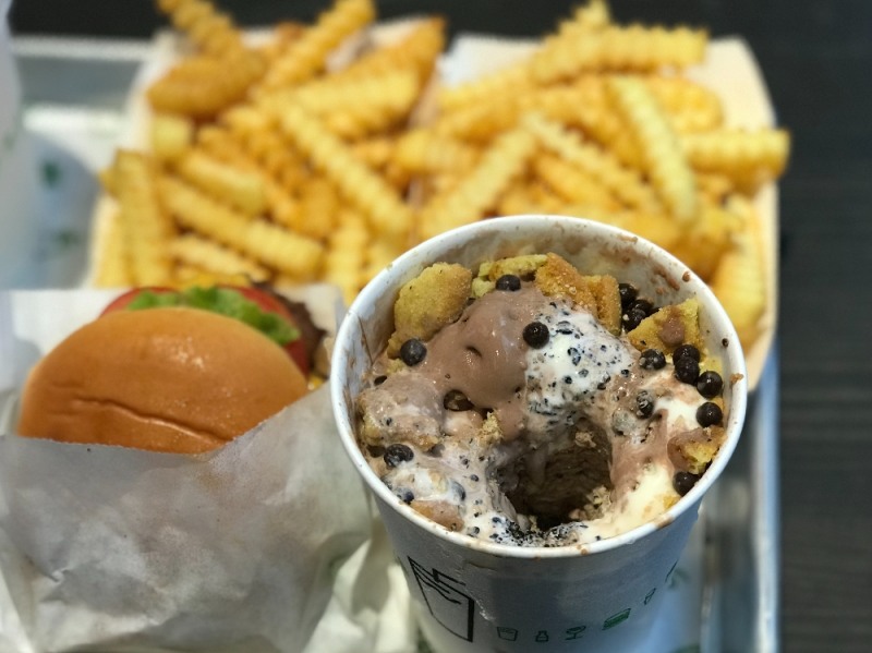 쉐이크쉑 종각점의 시그니쳐 메뉴인 '그랑기와' 아이스크림. /사진=구혜린 기자