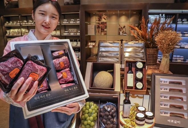 현대백화점은 갈치·육류·새우 등 다양한 추석 선물세트를 출시했다. /사진=현대백화점그룹.