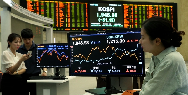 ▲코스피가 51.15포인트 하락한 1946.98로 장을 마감한 지난 8월 5일 오후 서울 여의도 한국거래소 전경./ 사진=한국거래소