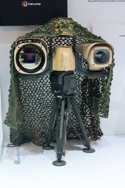 △한화 부스 속 레드백의 모습/사진=한화