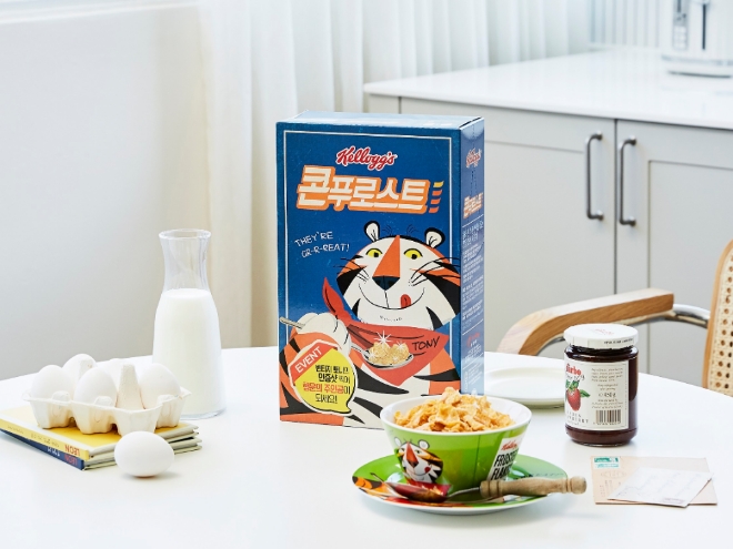 농심켈로그는 대표적인 제품인 콘푸로스트의 50년대 빈티지 디자인을 소장할 수 있는 특별한 한정판을 출시했다. /사진=농심켈로그.